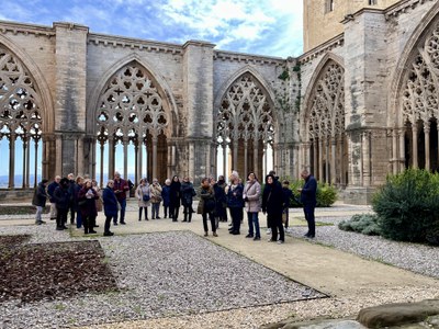 El president de l’Associació d’Amics de la Seu Vella de Lleida, Joan R. González, ha ofert una visita guiada a la Seu Vella, dedicada al misteri de N….