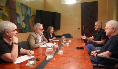 L’alcalde Larrosa es reuneix a la Paeria amb els representants de la Fundació Joan Oró.