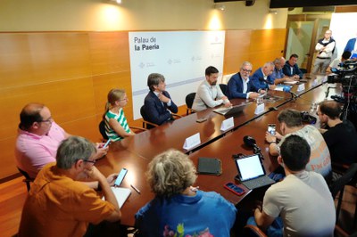 La reunió ha despertat molt interès dels mitjans de comunicació.