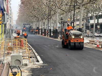 Les tasques de pavimentació d'aquest matí.