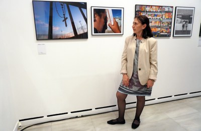 Nati Sanjurjo, exparticipant del projecte fotogràfic que es pot veure a partir d'avui a la Sala d'Exposicions de l'Ajuntament de Lleida..