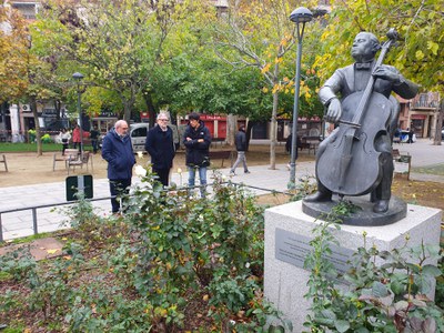 L'espai enjardinat al voltant de l'estàtua de Pau Casals també se sanejarà.