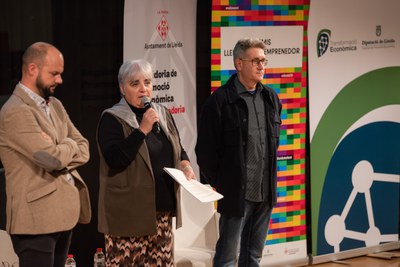 La tinent d'alcalde Carme Valls ha felicitat els projectes guardonats dels Premis Lleida Talent Emprenedor 2023..