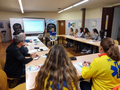 La regidora de Salut Pública, Persones grans i Consum, Anna Miranda, ha presidit la reunió de la Taula Intersectorial d’estils de vida saludable en població infantojuvenil a Lleida.