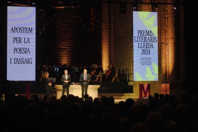 L'alcalde, Fèlix Larrosa, i el president de la Diputació de Lleida, Joan Talarn, durant els seus parlaments.