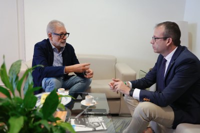 Trobada institucional del paer en cap, Fèlix Larrosa, amb l’alcalde de Mollerussa, Marc Solsona.