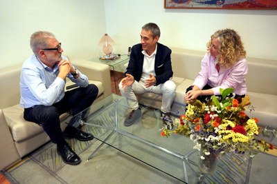 Larrosa i Bosch s'han reunit avui amb Roca al despatx d'Alcaldia.