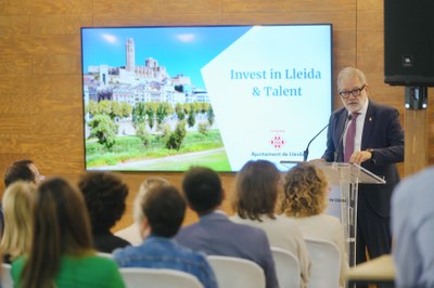 El paer en cap, Fèlix Larrosa, ha presentat "Invest in Lleida", oficina que companyarà i facilitarà en els tràmits administratius a noves iniciatives….