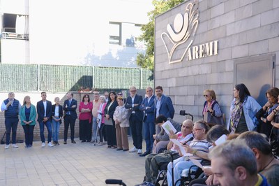 Acte a la residència AREMI per visibilitzar les persones amb aquest tipus de discapacitat.