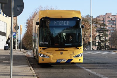 Els nous vehicles són de la marca Irizar e-mobility i se sumen a l’actual flota de 49 autobusos, dels quals 46 són propis i 3 cedits per Moventis.