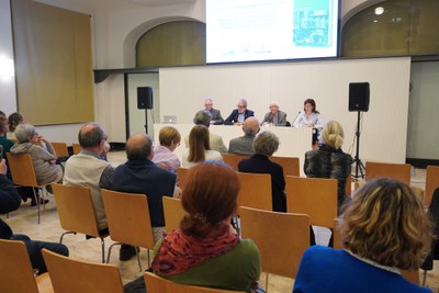 La presentació del llibre s'ha fet a la sala Alfred Perenya.