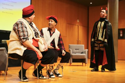 L'acte ha comptat també amb escenes teatrals a càrrec d'actors d'AEM Teatre.