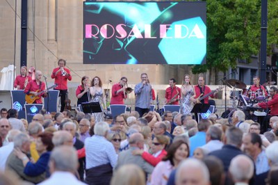 L'Orquestra Rosaleda compta amb gairebé 70 anys d'història sobre els escenaris.
