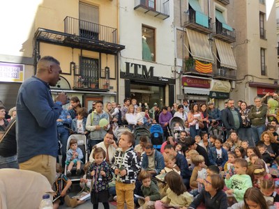 La presentació ha anat a càrrec de l'entitat i hi ha assistit el regidor de Cooperació, Jackson Quiñónez.