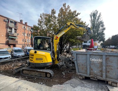 Les obres que està duent a terme la brigada a la plaça Europa.