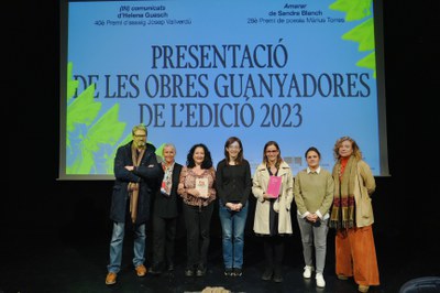 La regidora de Cultura ha assistit a la presentació de les obres literàries guardonades l'any 2023.