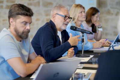 L'alcalde, Fèlix Larrosa, ha encapçalat la reunió de treball del govern municipal, celebrada a Juneda..