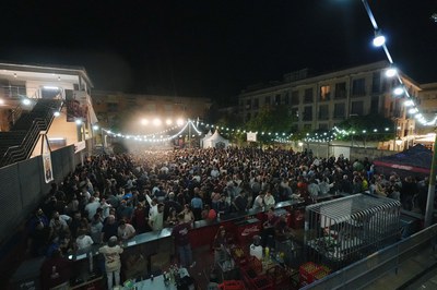 La "Farra Bordeus" ha estat un dels esdeveniments més multitudinaris de la Diada.