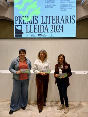 La presentación de los Premios Literarios se ha realizado en la sala Alfred Perenya.