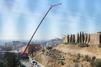 Los trabajos de consolidación del tramo del Baluard de la Llengua de Serp afectado por un derrumbe incorporamos un sistema innovador con un robot de control remoto..