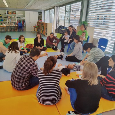 Las ludotecas municipales inician una nueva edición del proyecto educativo Nadó y Ralet con todas las plazas agotadas..