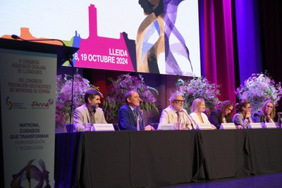 Más de 1.100 participantes en el Congreso de matronas que acoge la Llotja hasta el sábado..