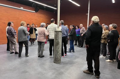 Participantes en La Jarana, actividad que impulsa el equipo Intervención Social Comunitaria para generar un espacio lúdico de encuentro y relación a través del baile y la música.